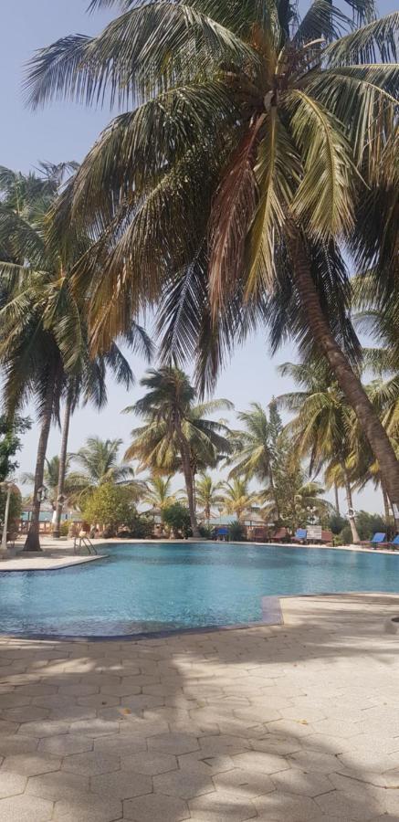 Villa met privé zwembad in Résidence Safari Village Saly Portudal Buitenkant foto