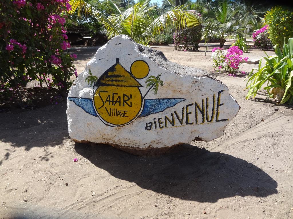 Villa met privé zwembad in Résidence Safari Village Saly Portudal Buitenkant foto